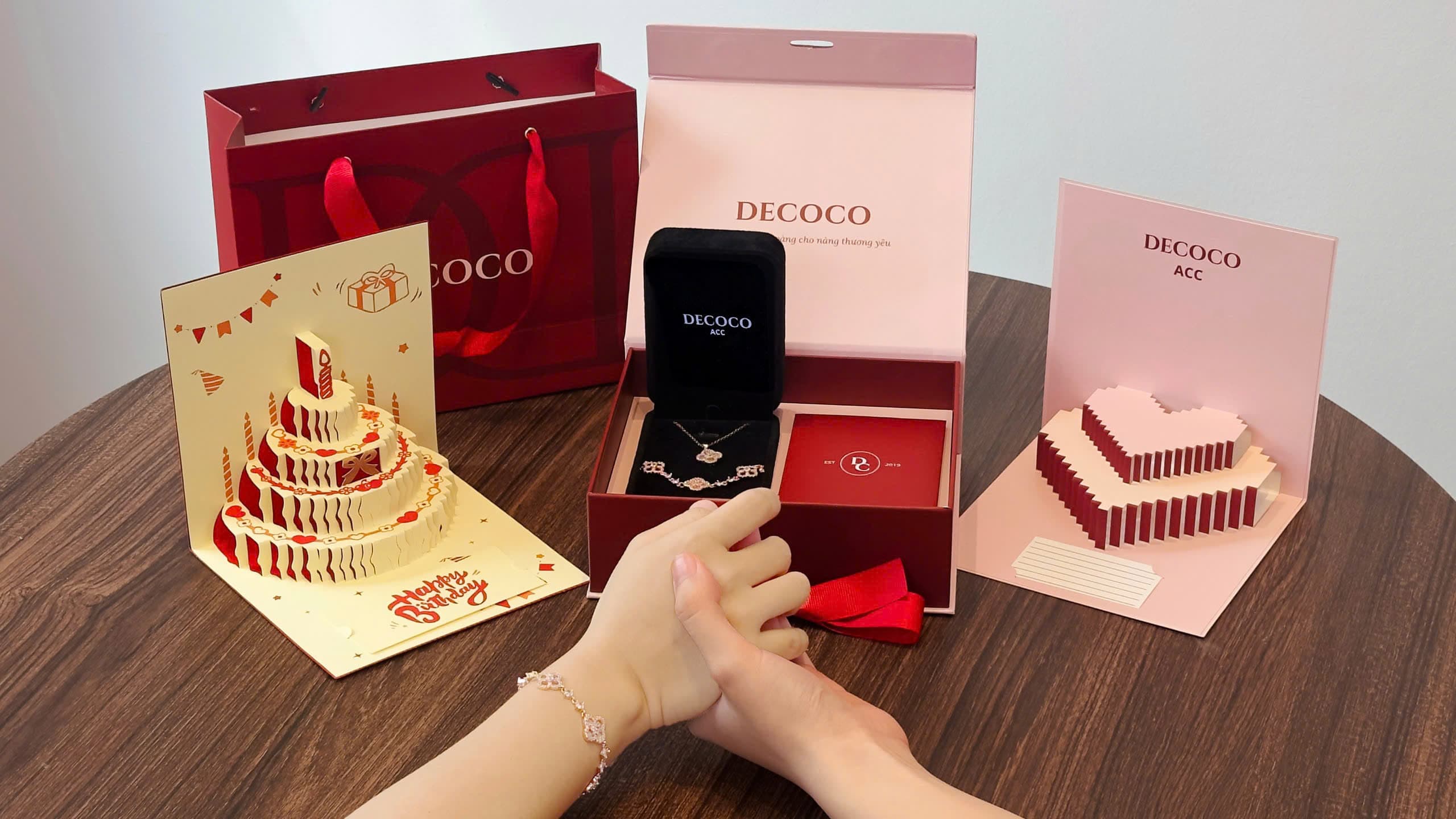 DECOCO Hero